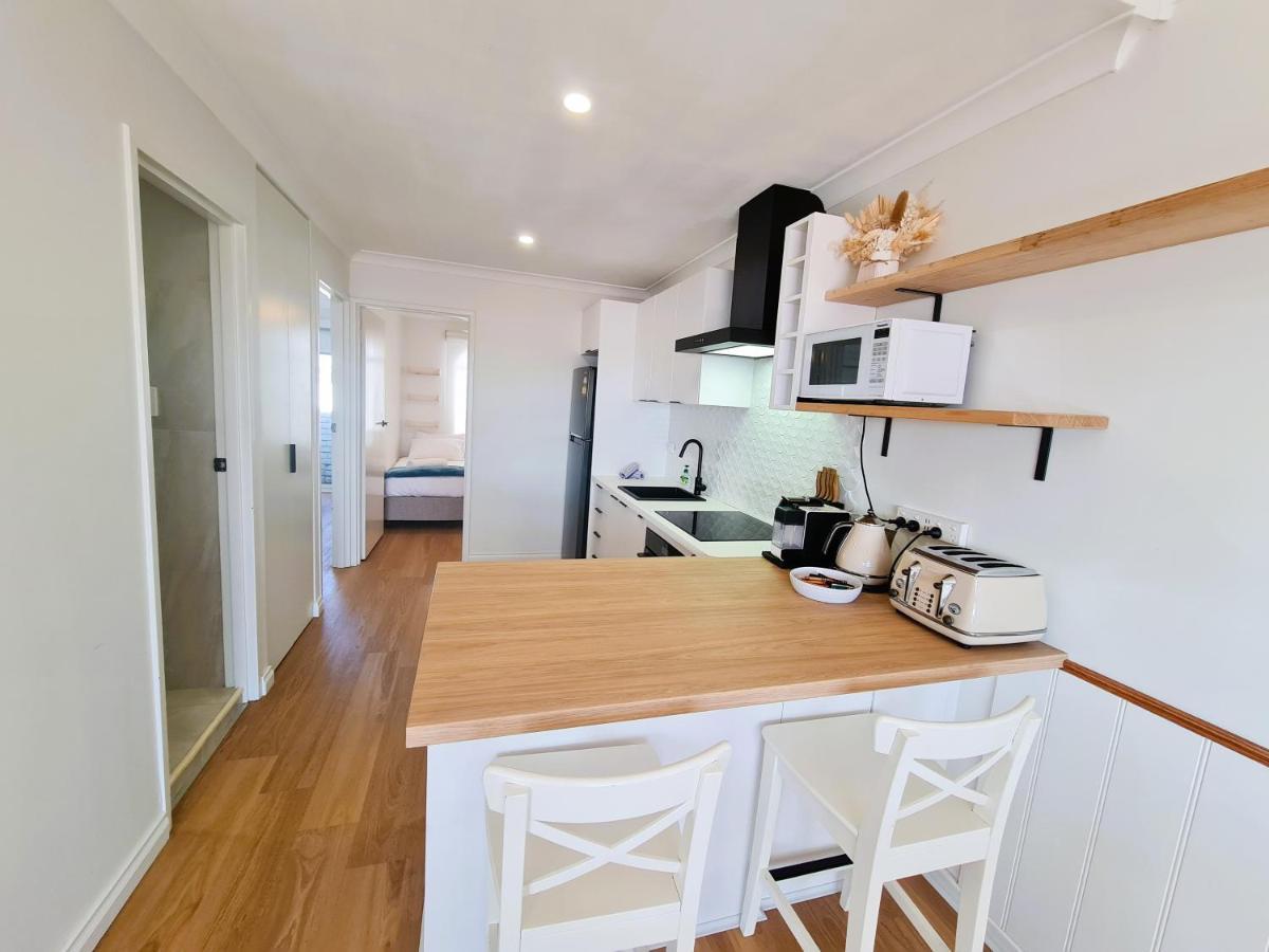West Beach Lagoon 114 - Ocean Views West Perth 외부 사진