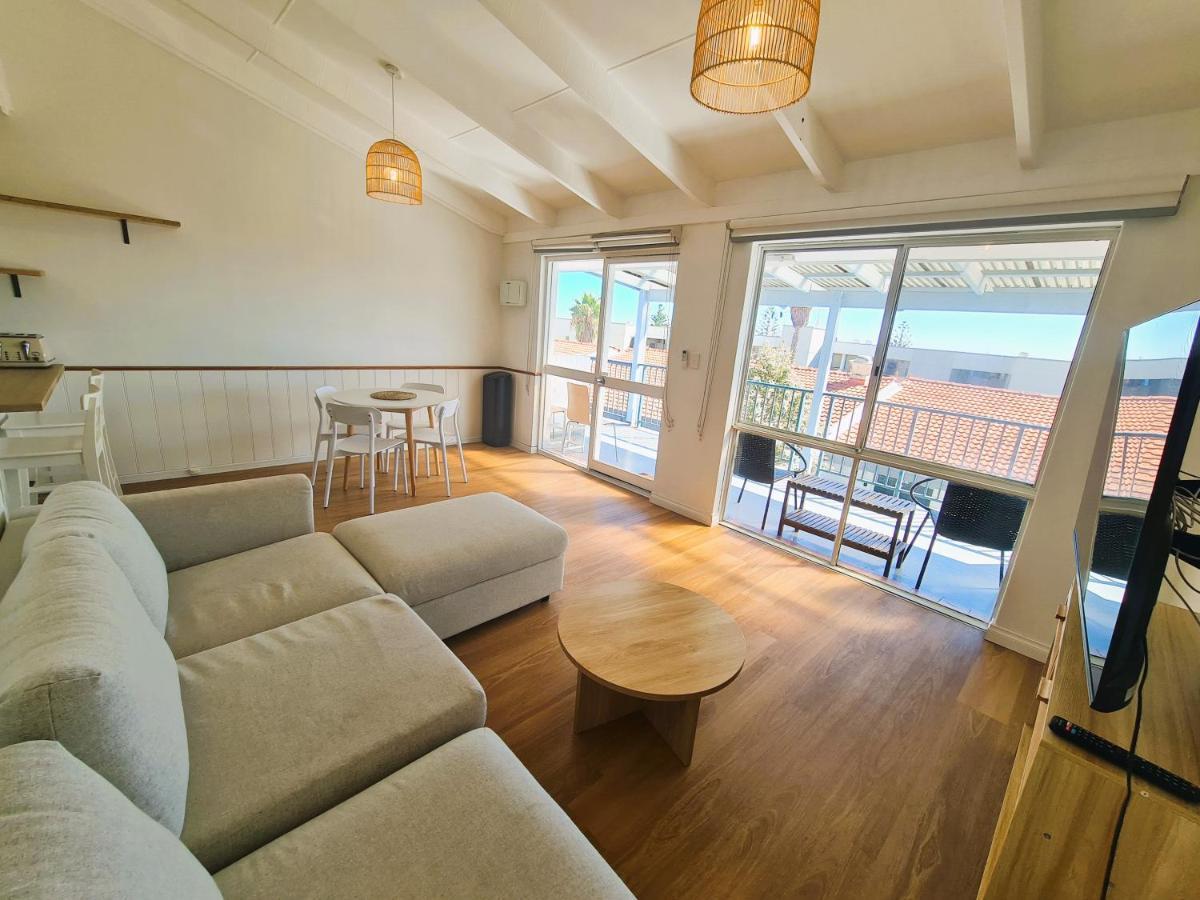 West Beach Lagoon 114 - Ocean Views West Perth 외부 사진