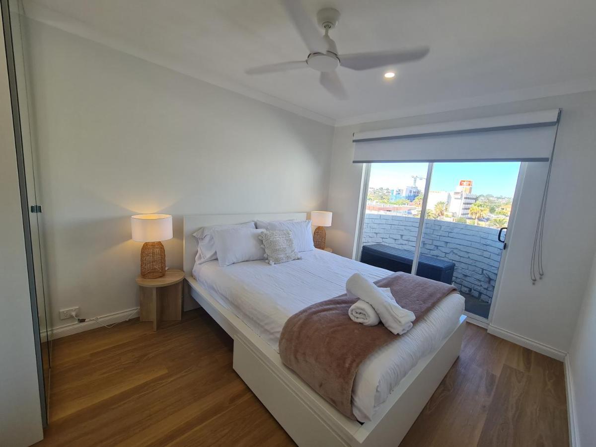 West Beach Lagoon 114 - Ocean Views West Perth 외부 사진