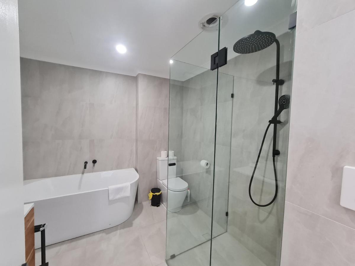West Beach Lagoon 114 - Ocean Views West Perth 외부 사진