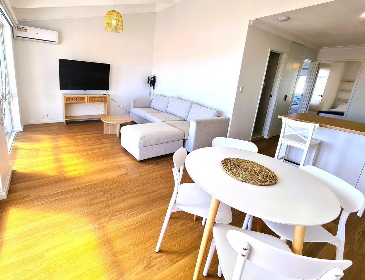 West Beach Lagoon 114 - Ocean Views West Perth 외부 사진