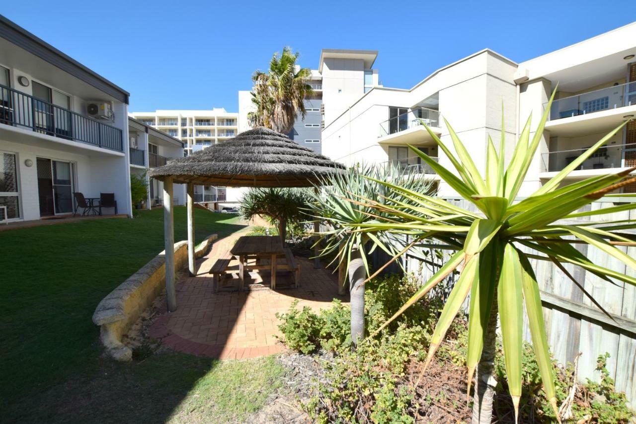 West Beach Lagoon 114 - Ocean Views West Perth 외부 사진